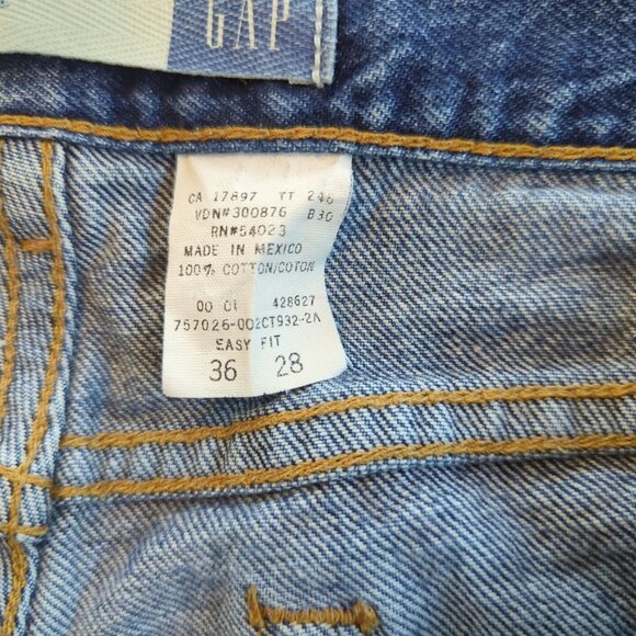Vintage 90s GAP Blue Jeans Easy Fit 36x28 Button Fly 100% Cotton Denim - Picture 8 of 16